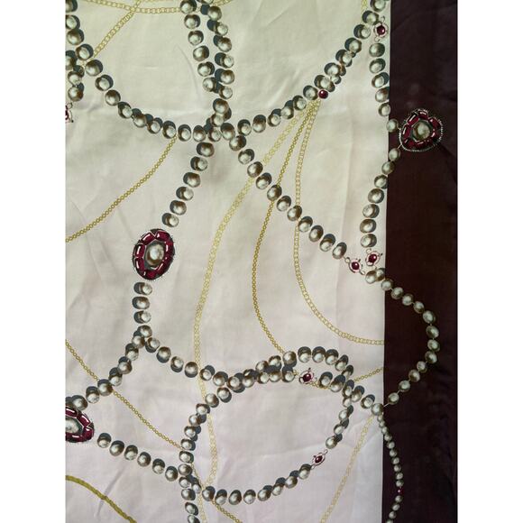 Vintage Large Square Scarf Babushka Headwrap String of Pearls Classic - Picture 5 of 5